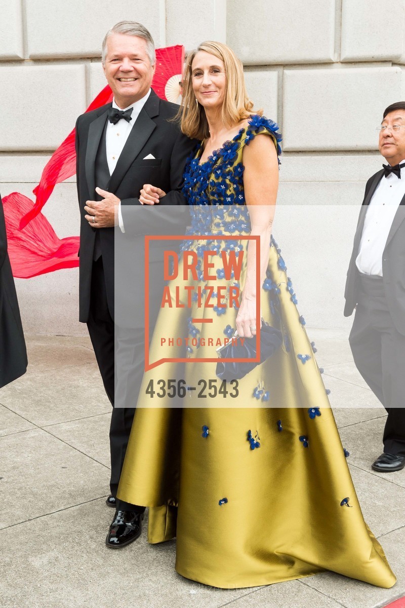 Richard Livermore, Cynthia Livermore, San Francisco Opera Ball 2017, War Memorial Opera House. 301 Van Ness Avenue, Photo #4356-2543 Richard Livermore, Cynthia Livermore, Photo #4356-2543