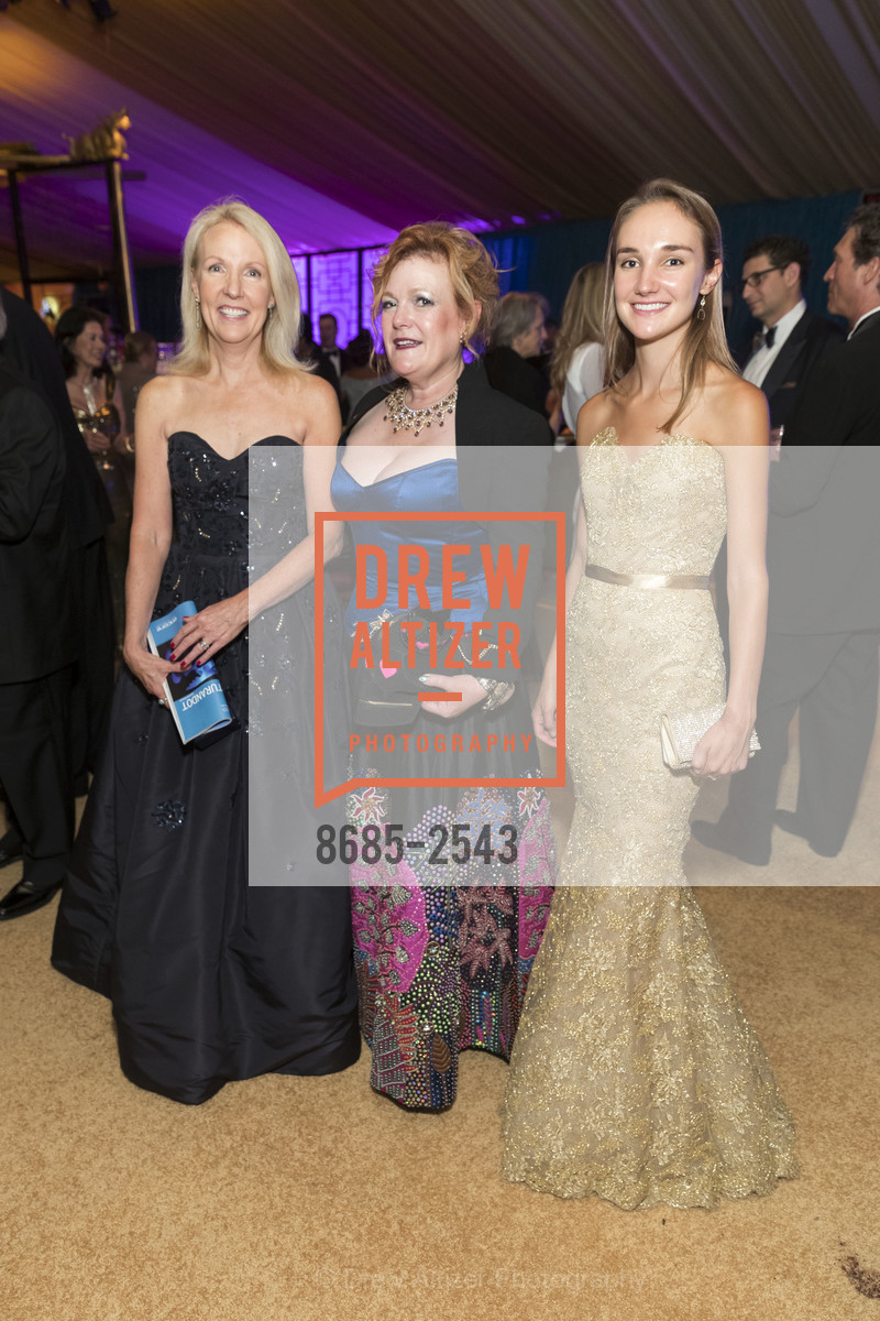 Ann Girard, Jennifer Raiser, Virginia Girard, San Francisco Opera Ball 2017, War Memorial Opera House. 301 Van Ness Avenue, Photo #8685-2543 Ann Girard, Jennifer Raiser, Virginia Girard, Photo #8685-2543