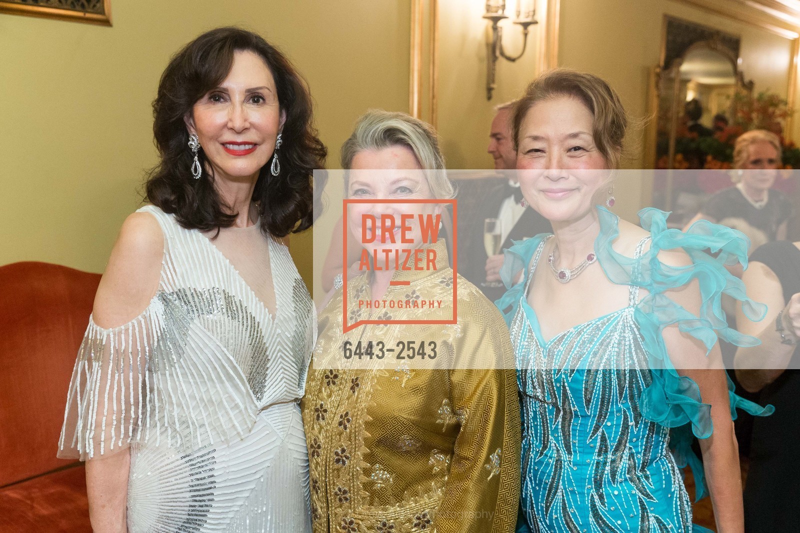 Carolyn Chandler, Jeanne Lawrence, Elizabeth Shoedecker, San Francisco Opera Ball 2017, War Memorial Opera House. 301 Van Ness Avenue, Photo #6443-2543 Carolyn Chandler, Jeanne Lawrence, Elizabeth Shoedecker, Photo #6443-2543