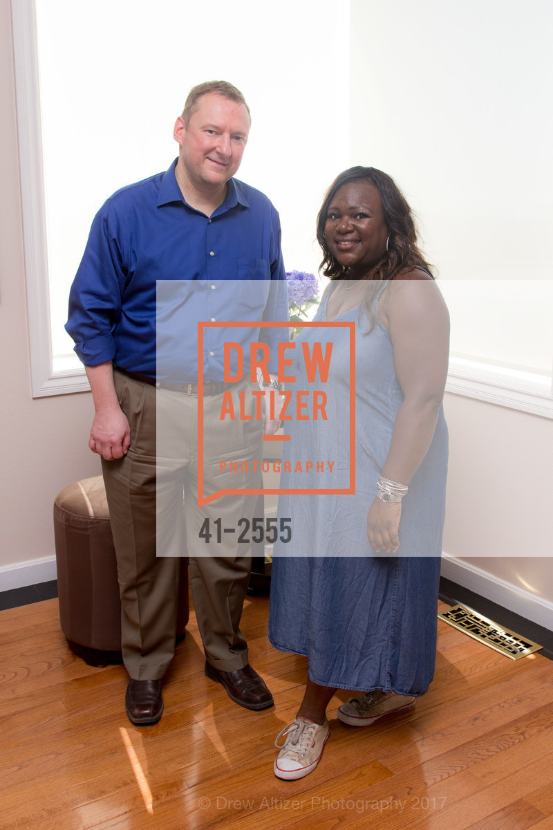Robert Hinnen, Erica Mangham, Pour for a Cure: Taste Wine, Fight Lupus, Private Residence, September 9th, 2017, Photo #41-2555 Robert Hinnen, Erica Mangham, Photo #41-2555