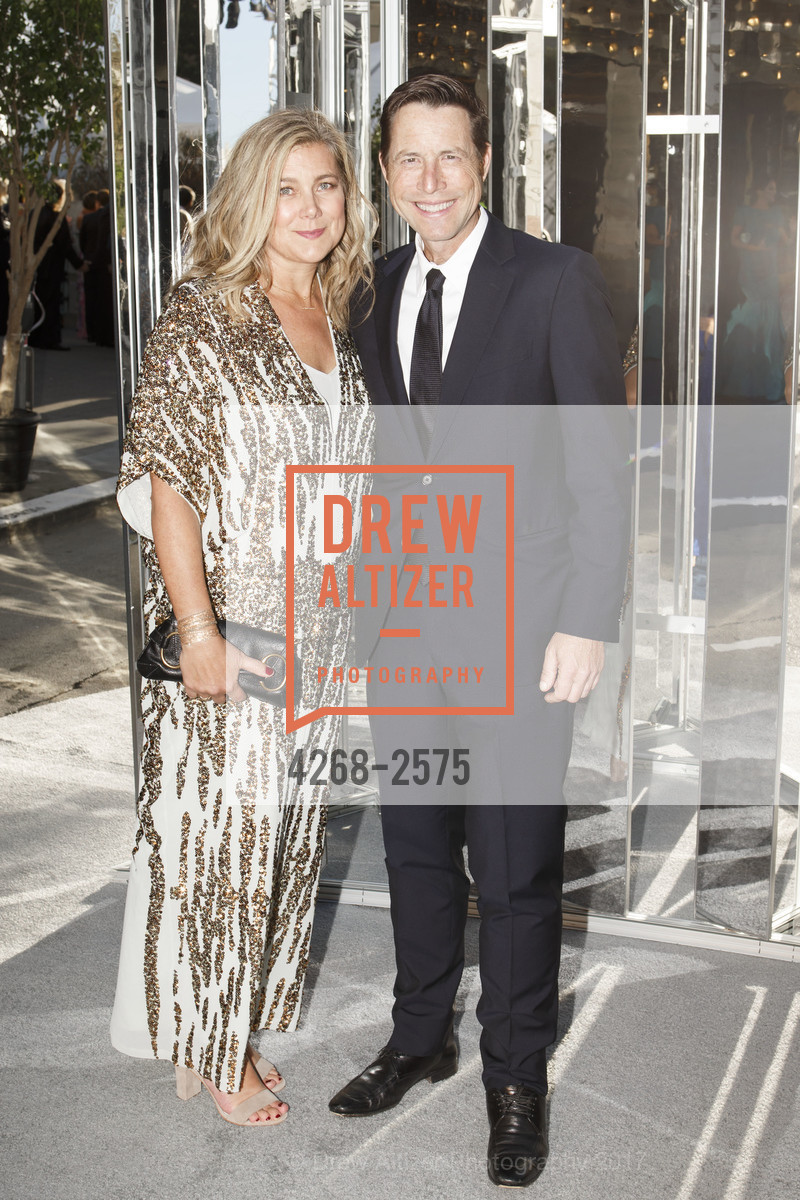 Michelle Hansen, Edward Szylko, San Francisco Symphony 2017, Louise M. Davies Symphony Hall. 201 Van Ness Avenue, September 14th, 2017, Photo #4268-2575 Michelle Hansen, Edward Szylko, Photo #4268-2575