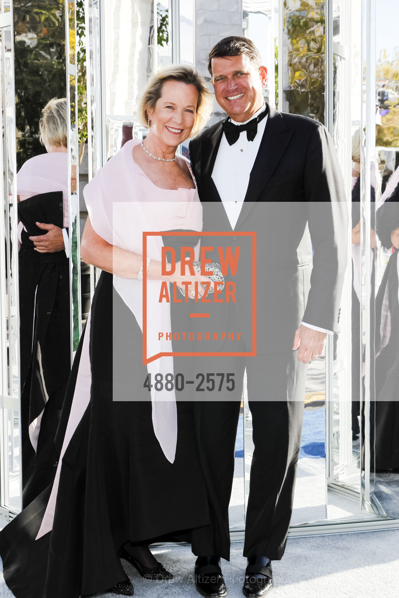 Lynn Poole, Edward Poole, San Francisco Symphony 2017, Louise M. Davies Symphony Hall. 201 Van Ness Avenue, Photo #4880-2575 Lynn Poole, Edward Poole, Photo #4880-2575