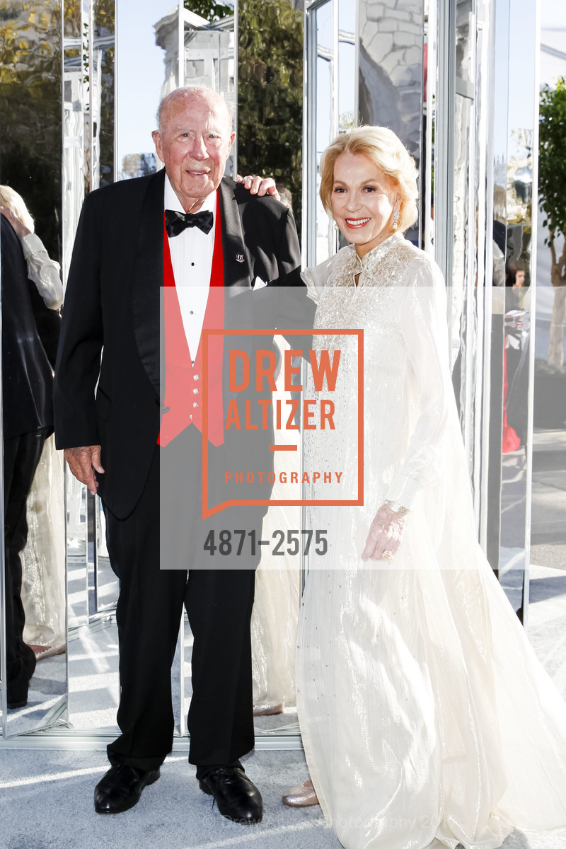 George Shultz, Charlotte Shultz, Photo #4871-2575