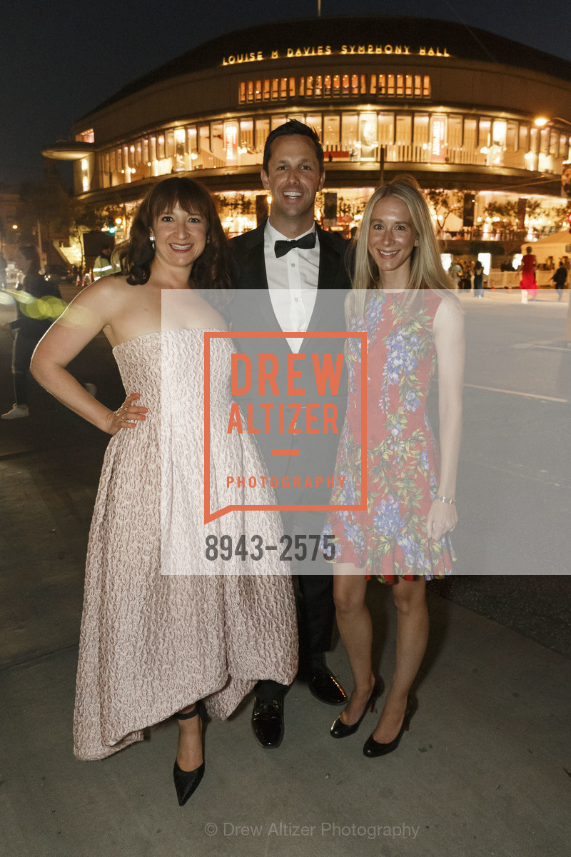 Sarah Pompei, Bryan Higby, Amanda Henneberg, Photo #8943-2575