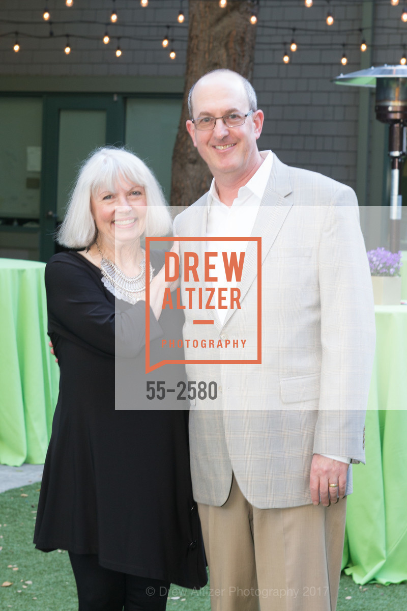 Micaelia Randolph, Bill Gray, The CHC 2017 Donor Appreciation Party, CHC. 650 Clark Way, Palo Alto, 94304, September 14th, 2017, Photo #55-2580 Micaelia Randolph, Bill Gray, Photo #55-2580