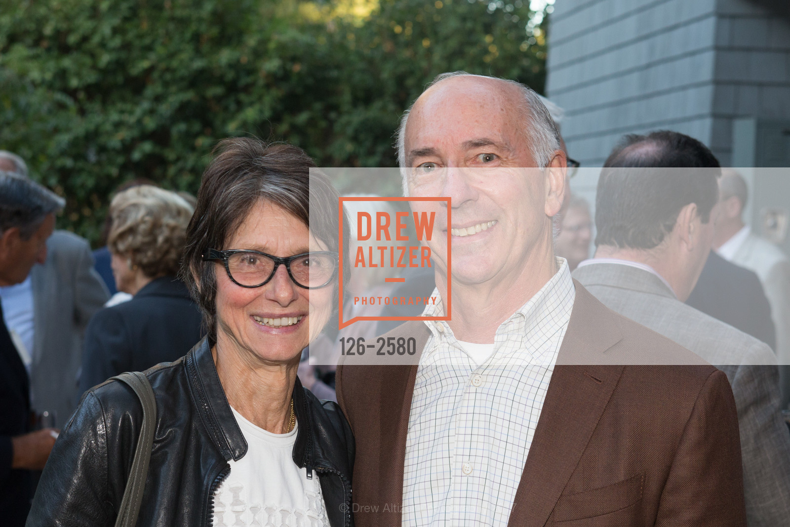 Nancy McGaraghan, Pat McGaraghan, The CHC 2017 Donor Appreciation Party, CHC. 650 Clark Way, Palo Alto, 94304, September 14th, 2017, Photo #126-2580 Nancy McGaraghan, Pat McGaraghan, Photo #126-2580