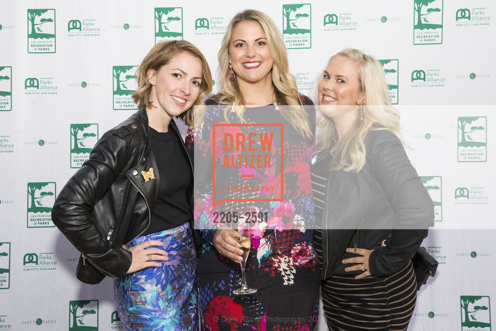Nicole Elliott, Theresa Magliozzi, Erica Lindsay, Party for the Parks 2017, Sigmund Stern Grove. 19th Ave & Sloat Blvd, San Francisco, California 94132, September 16th, 2017, Photo #2205-2591 Nicole Elliott, Theresa Magliozzi, Erica Lindsay, Photo #2205-2591