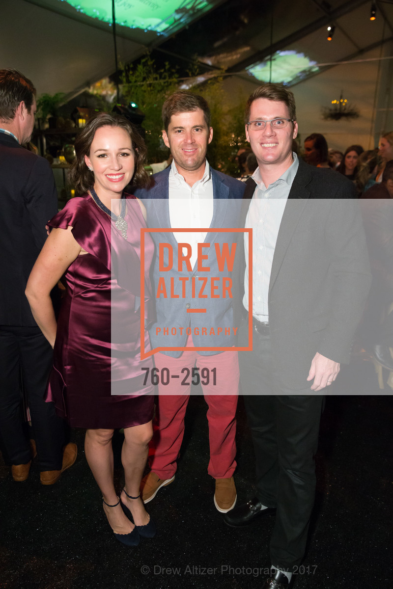 Laura Larson, Sloan Larson, John Mitchell, Photo #760-2591