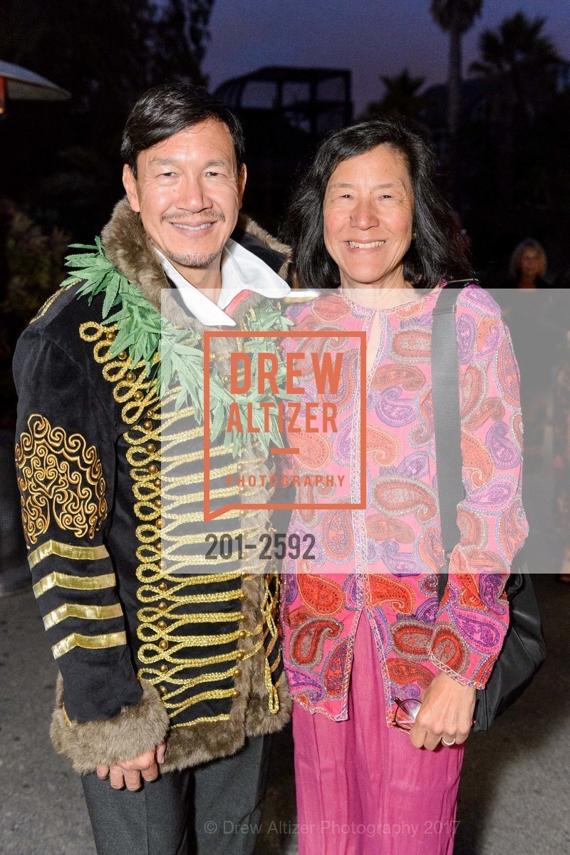 Tim Wu, Robin Wu, San Francisco Zoo's Fur Ball 2017, SF Zoo. Zoo Road san francisco, California 94132, September 15th, 2017, Photo #201-2592 Tim Wu, Robin Wu, Photo #201-2592