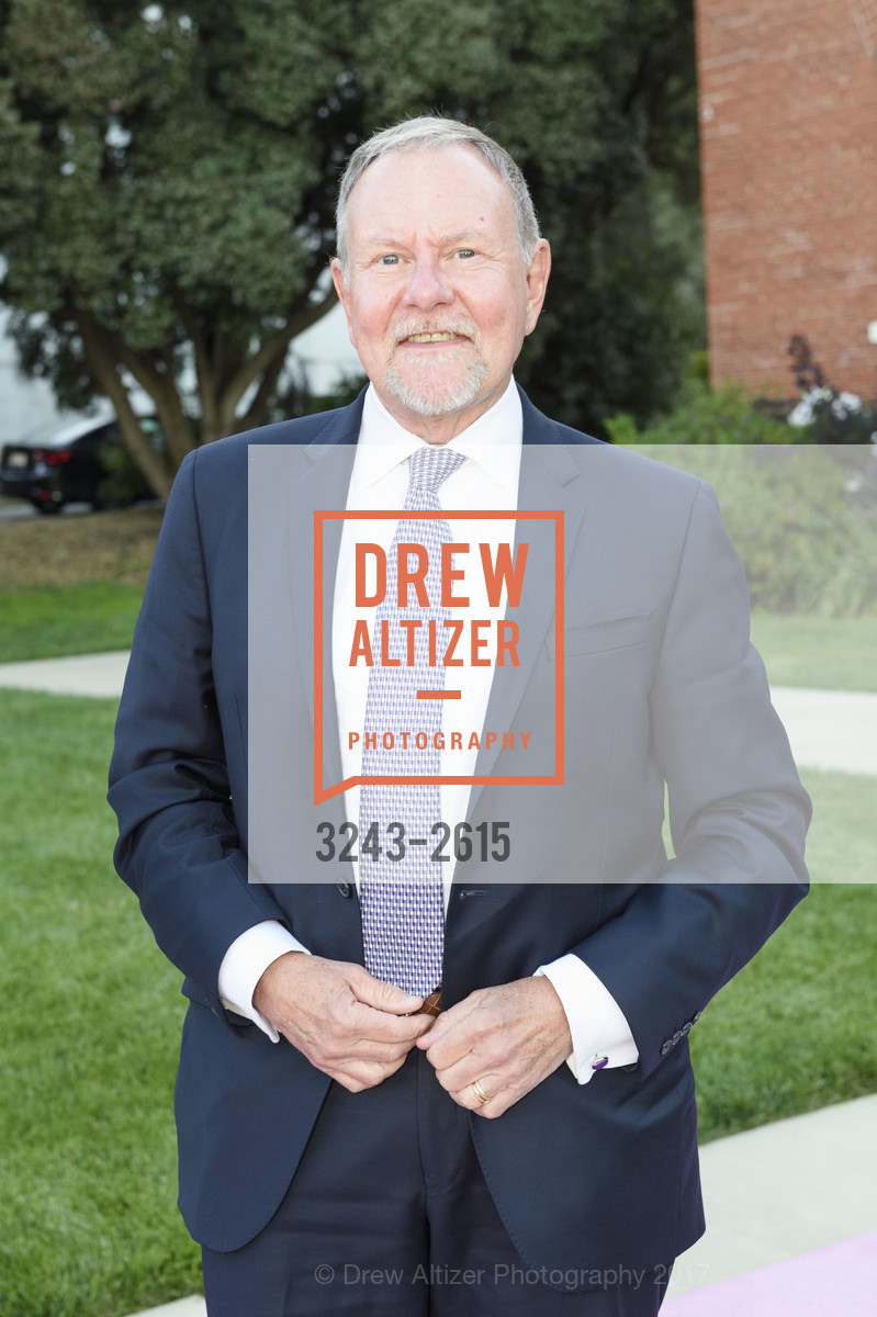 Ray Baxter, Futures Without Violence Hosts Big Little Night, Futures Without Violence. 100 Montgomery Street, THE PRESIDIO, September 19th, 2017, Photo #3243-2615 Ray Baxter, Photo #3243-2615