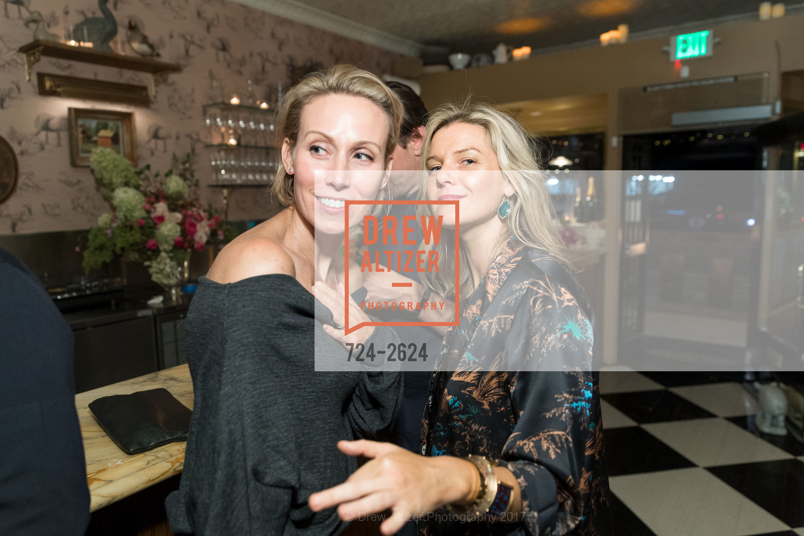 Devon Biondi, Anna Weinberg, Park Tavern launches Petite Marlowe, Petite Marlowe. Townsend street, September 20th, 2017, Photo #724-2624 Devon Biondi, Anna Weinberg, Photo #724-2624