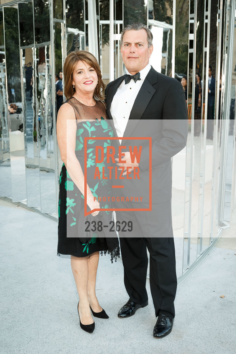 Leslie Wallace, Joe Wallace, Rodin by Moonlight 2017, Cantor Arts Center. 328 Lomita Dr, Stanford, CA 94305, Photo #238-2629 Leslie Wallace, Joe Wallace, Photo #238-2629