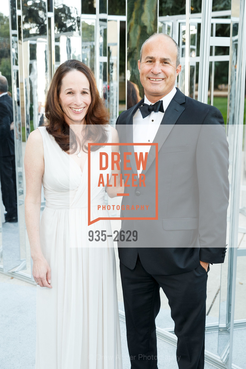 Amy Zegart, Craig Mallery, Rodin by Moonlight 2017, Cantor Arts Center. 328 Lomita Dr, Stanford, CA 94305, Photo #935-2629 Amy Zegart, Craig Mallery, Photo #935-2629