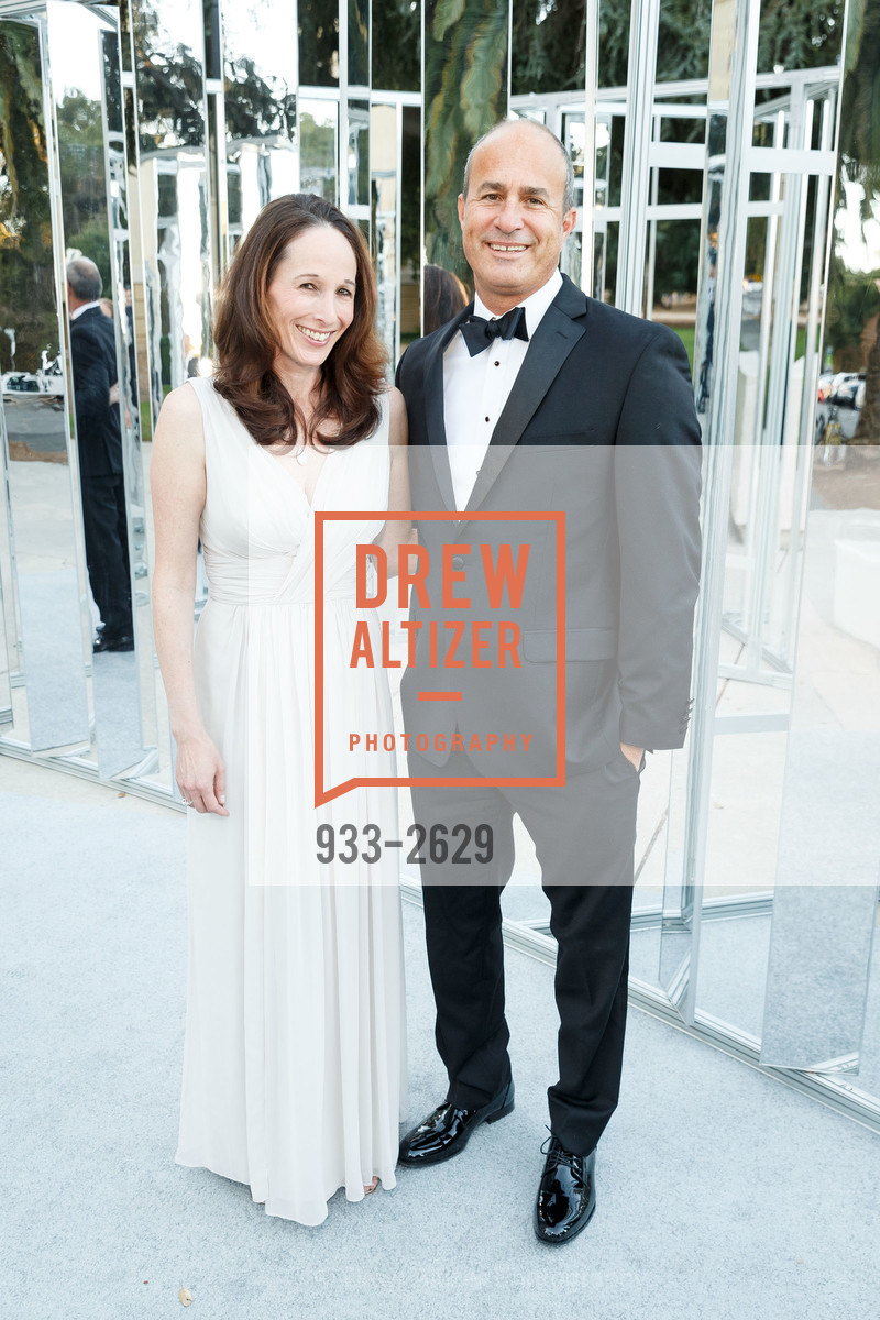 Amy Zegart, Craig Mallery, Rodin by Moonlight 2017, Cantor Arts Center. 328 Lomita Dr, Stanford, CA 94305, Photo #933-2629 Amy Zegart, Craig Mallery, Photo #933-2629
