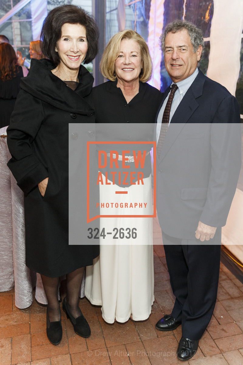 Linda Mayne, Barbara Lee, Barry Lee, Gala for the Future of Liberty, The Ritz-Carlton Hotel. 600 Stockton Street San Francisco, CA 94108, September 22nd, 2017, Photo #324-2636 Linda Mayne, Barbara Lee, Barry Lee, Photo #324-2636