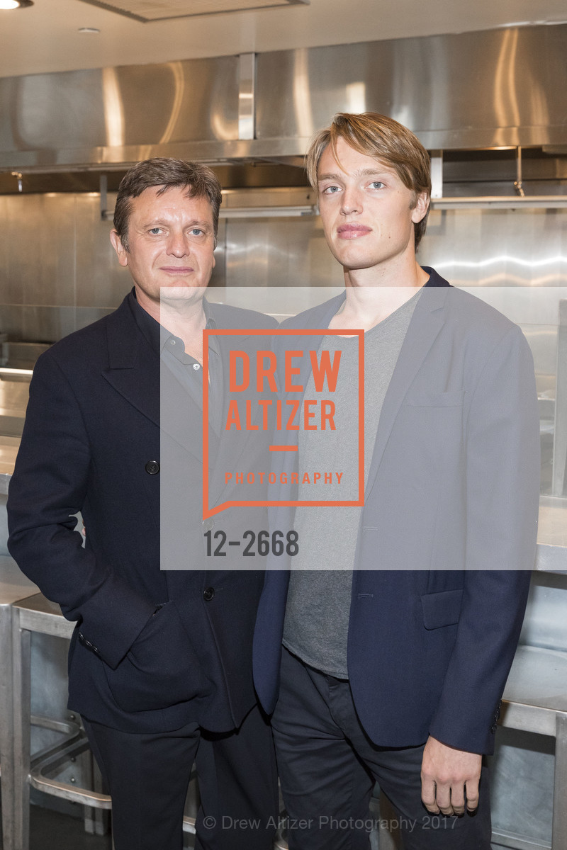 Tom Chapman, Luke Chapman, MATCHESFASHION.COM and Alexis Traina Host FROM NAPA WITH LOVE Book Launch, Gotts Roadside. Ferry Building, September 28th, 2017, Photo #12-2668 Tom Chapman, Luke Chapman, Photo #12-2668