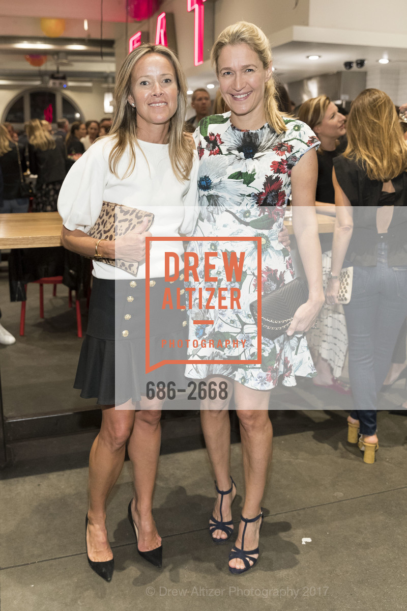 Jenny Stegall, Nina Stanford, Photo #686-2668