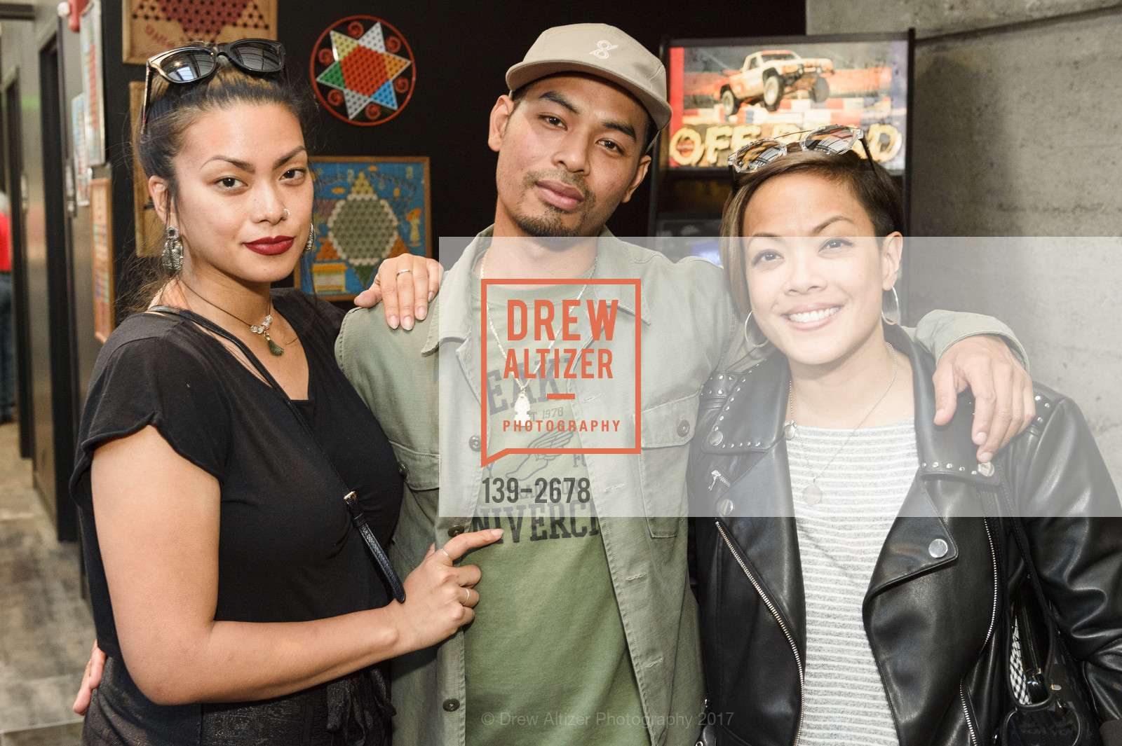 Riz Pena, Raza Thanou, Cynthia Balagtas, Photo #139-2678