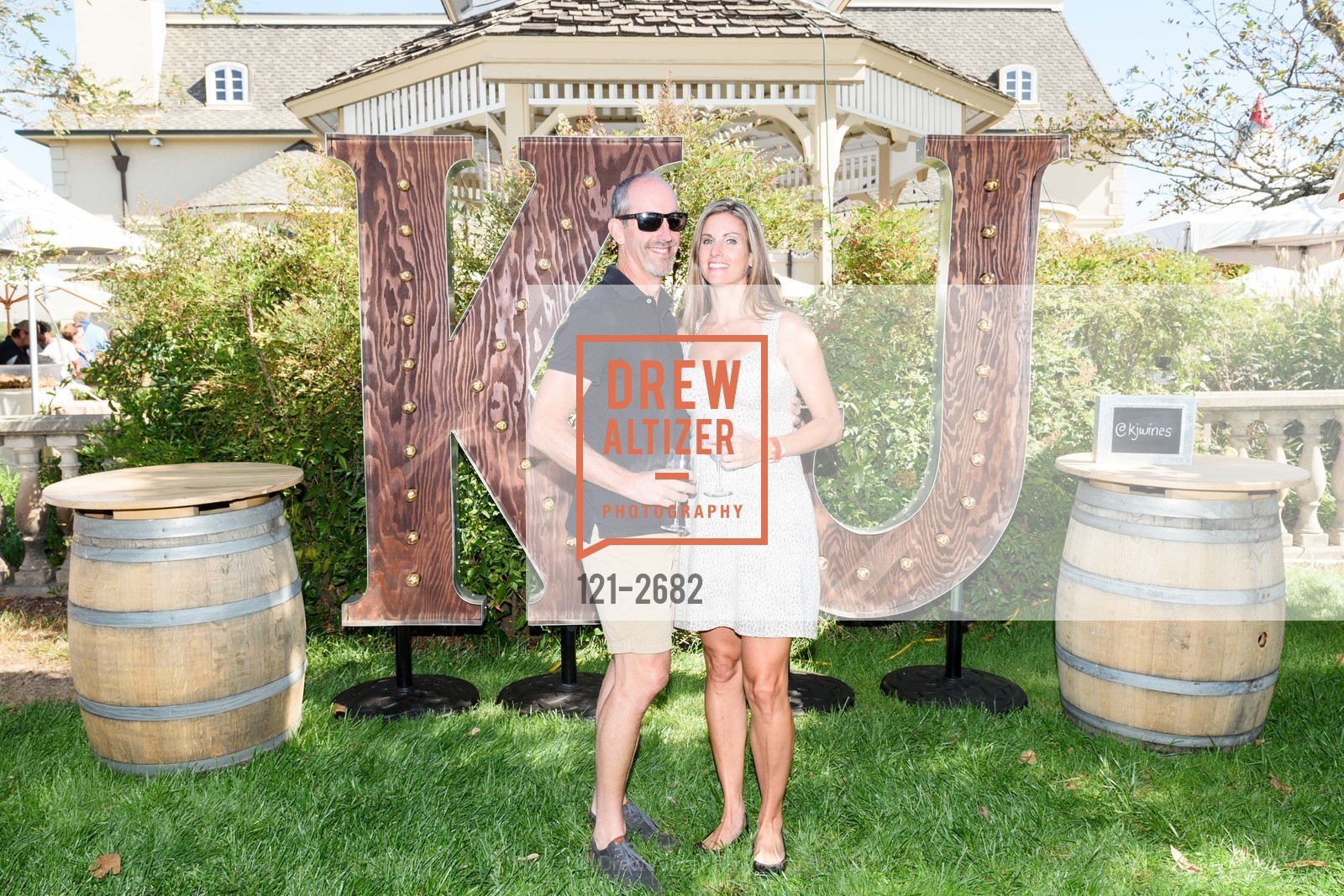 Jim Bernstein, Amanda Rinderer, Kendall-Jackson Harvest Celebration, Kendall Jackson. 5007 Fulton Rd, October 1st, 2017, Photo #121-2682 Jim Bernstein, Amanda Rinderer, Photo #121-2682