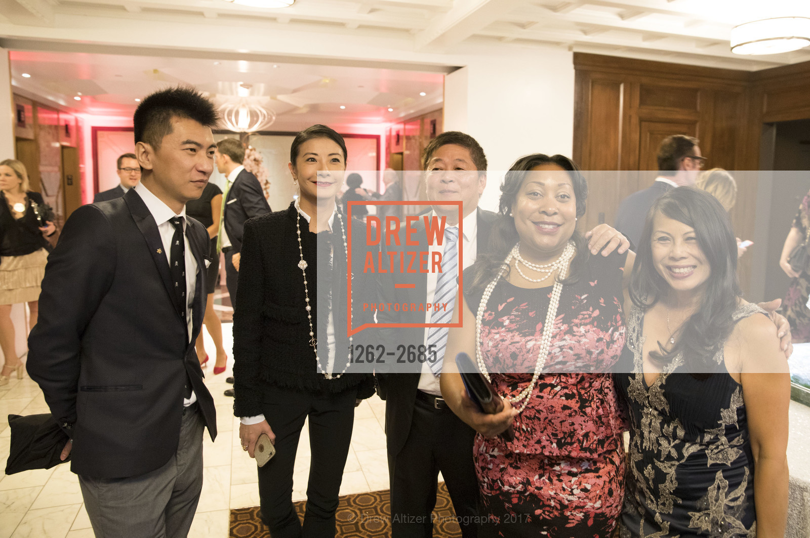 Thomas Liu, Yuan Yuan Tan, David Seto, Gwyneth Borden, Sharon Seto, 40 years of the NOB HILL GAZETTE, Merchants Exchange Building, Julia Morgan Ballroom. 465 California Street, October 1st, 2017, Photo #1262-2685 Thomas Liu, Yuan Yuan Tan, David Seto, Gwyneth Borden, Sharon Seto, Photo #1262-2685
