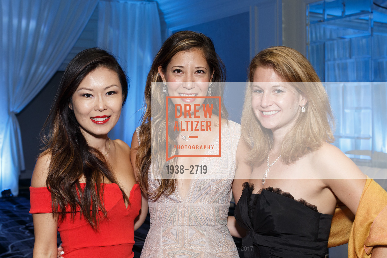 Judy Liu, Nicole Lundblad, Emily Silverstein, UNICEF Gala San Francisco, Ritz Carlton. 600 Stockton St., San Francisco, October 7th, 2017, Photo #1938-2719 Judy Liu, Nicole Lundblad, Emily Silverstein, Photo #1938-2719