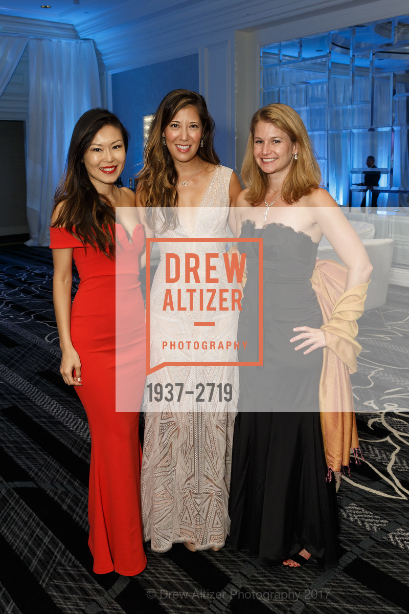 Judy Liu, Nicole Lundblad, Emily Silverstein, UNICEF Gala San Francisco, Ritz Carlton. 600 Stockton St., San Francisco, October 7th, 2017, Photo #1937-2719 Judy Liu, Nicole Lundblad, Emily Silverstein, Photo #1937-2719