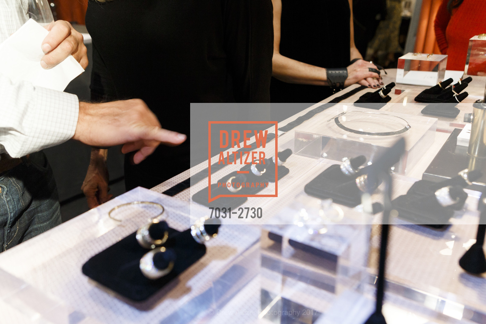 Atmosphere, Emily P. Wheeler Fine Jewelry Launch at Jay Jeffers, Jay Jeffers. 1035 Post Street, October 11th, 2017, Photo #7031-2730 Atmosphere, Photo #7031-2730