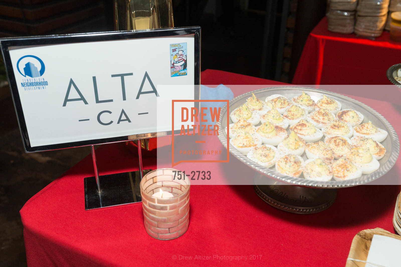 Atmosphere, TNDC's Pool Toss 2017, Phoenix Hotel & Chambers Eat + Drink. 601 Eddy Street San Francisco, California 94109, October 11th, 2017, Photo #751-2733 Atmosphere, Photo #751-2733