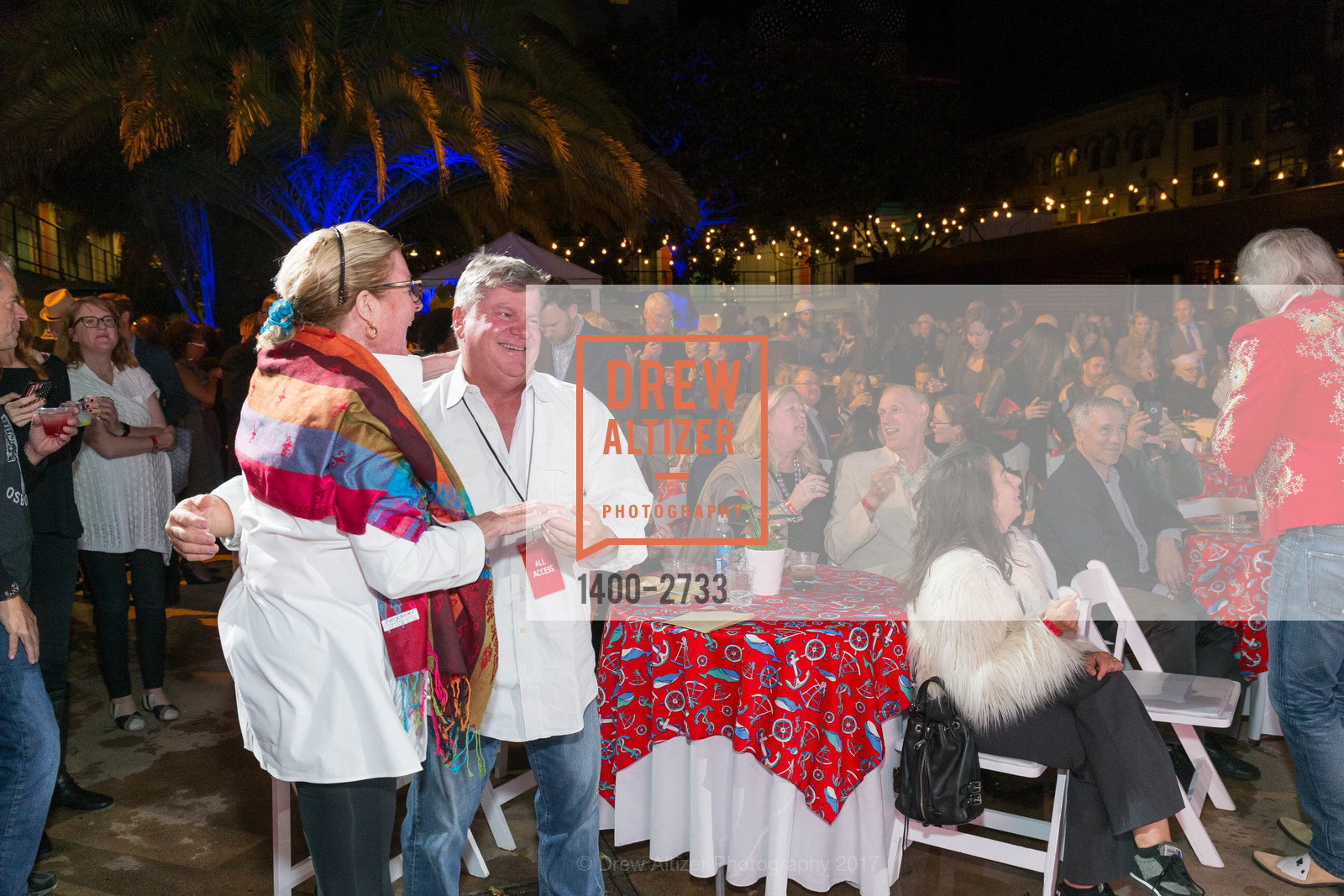 Laura King Pfaff, Jim Losi, TNDC's Pool Toss 2017, Phoenix Hotel & Chambers Eat + Drink. 601 Eddy Street San Francisco, California 94109, October 11th, 2017, Photo #1400-2733 Laura King Pfaff, Jim Losi, Photo #1400-2733