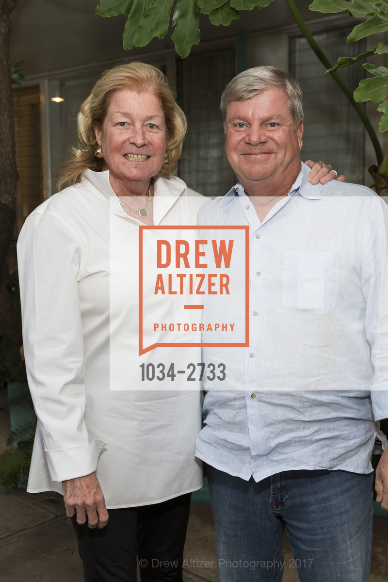 Laura King Pfaff, Jim Losi, TNDC's Pool Toss 2017, Phoenix Hotel & Chambers Eat + Drink. 601 Eddy Street San Francisco, California 94109, October 11th, 2017, Photo #1034-2733 Laura King Pfaff, Jim Losi, Photo #1034-2733