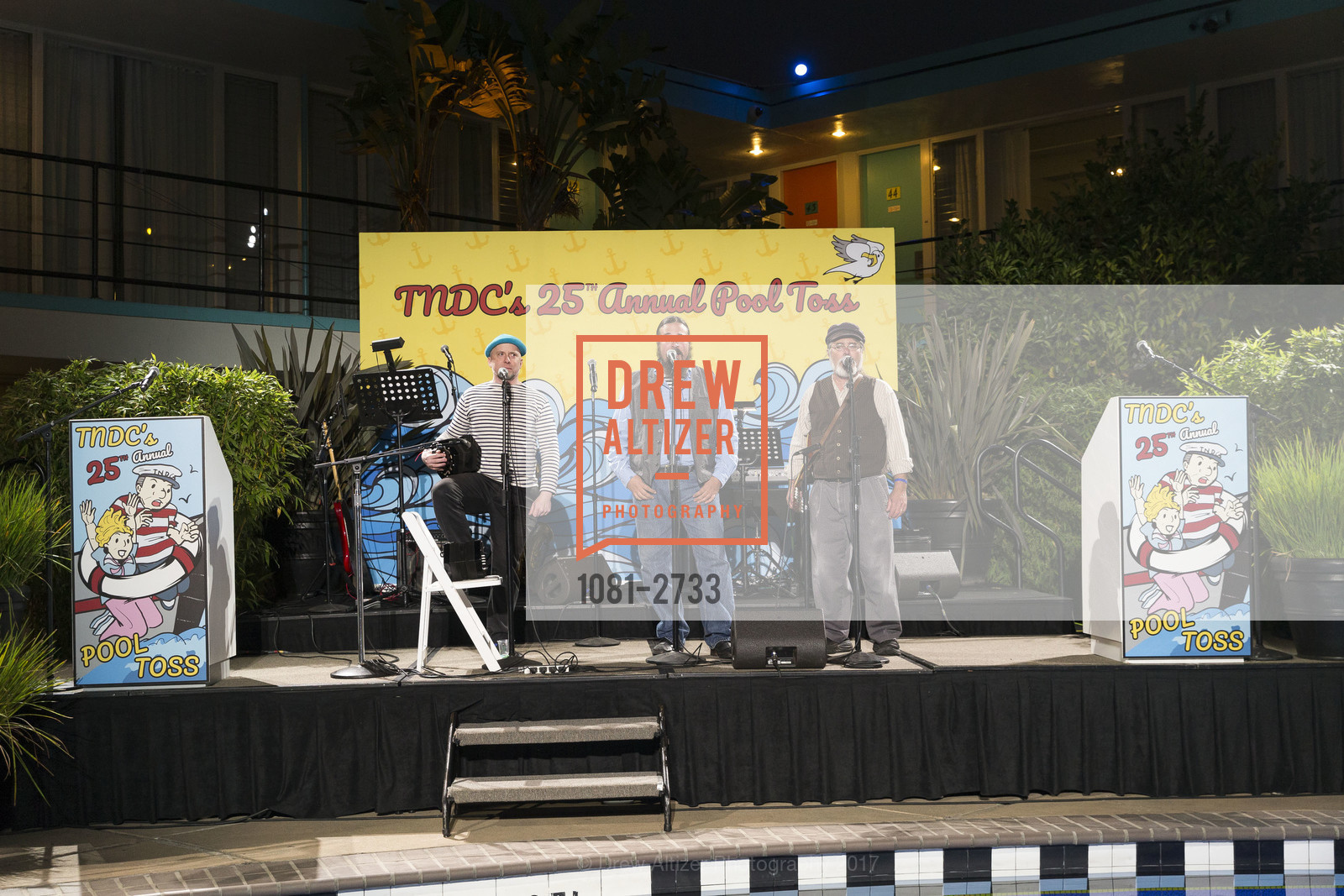 Performance, TNDC's Pool Toss 2017, Phoenix Hotel & Chambers Eat + Drink. 601 Eddy Street San Francisco, California 94109, October 11th, 2017, Photo #1081-2733 Performance, Photo #1081-2733