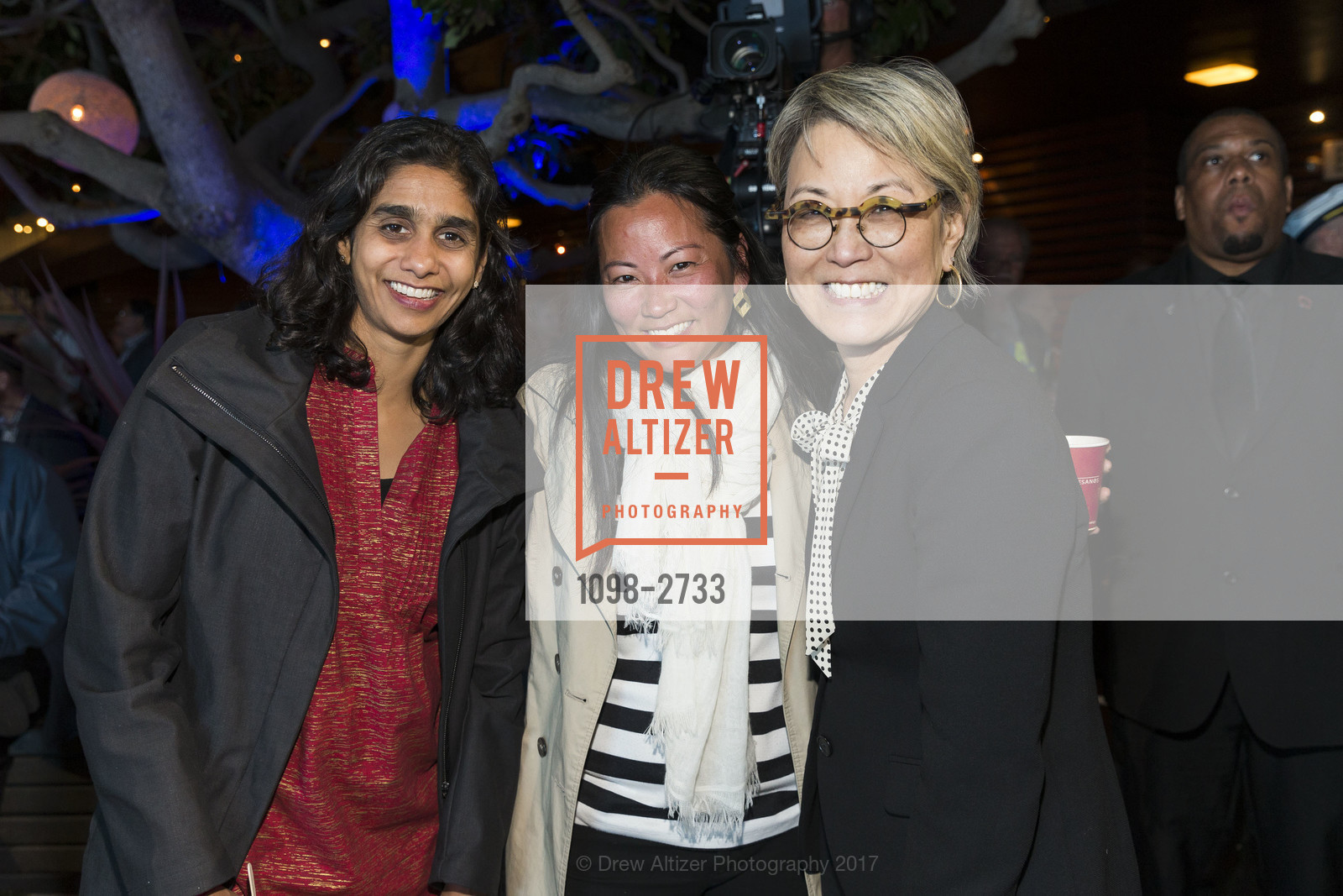 Geeta Rao, Christy Wong, Sally Carlson, TNDC's Pool Toss 2017, Phoenix Hotel & Chambers Eat + Drink. 601 Eddy Street San Francisco, California 94109, October 11th, 2017, Photo #1098-2733 Geeta Rao, Christy Wong, Sally Carlson, Photo #1098-2733