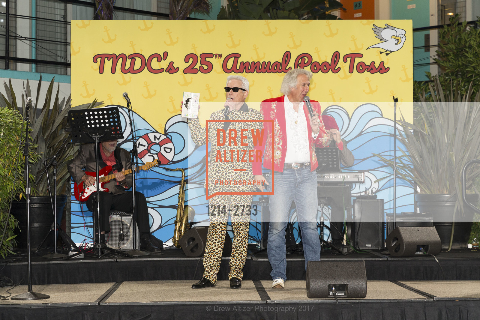 Bill Feyling, Bud E Luv, TNDC's Pool Toss 2017, Phoenix Hotel & Chambers Eat + Drink. 601 Eddy Street San Francisco, California 94109, October 11th, 2017, Photo #1214-2733 Bill Feyling, Bud E Luv, Photo #1214-2733