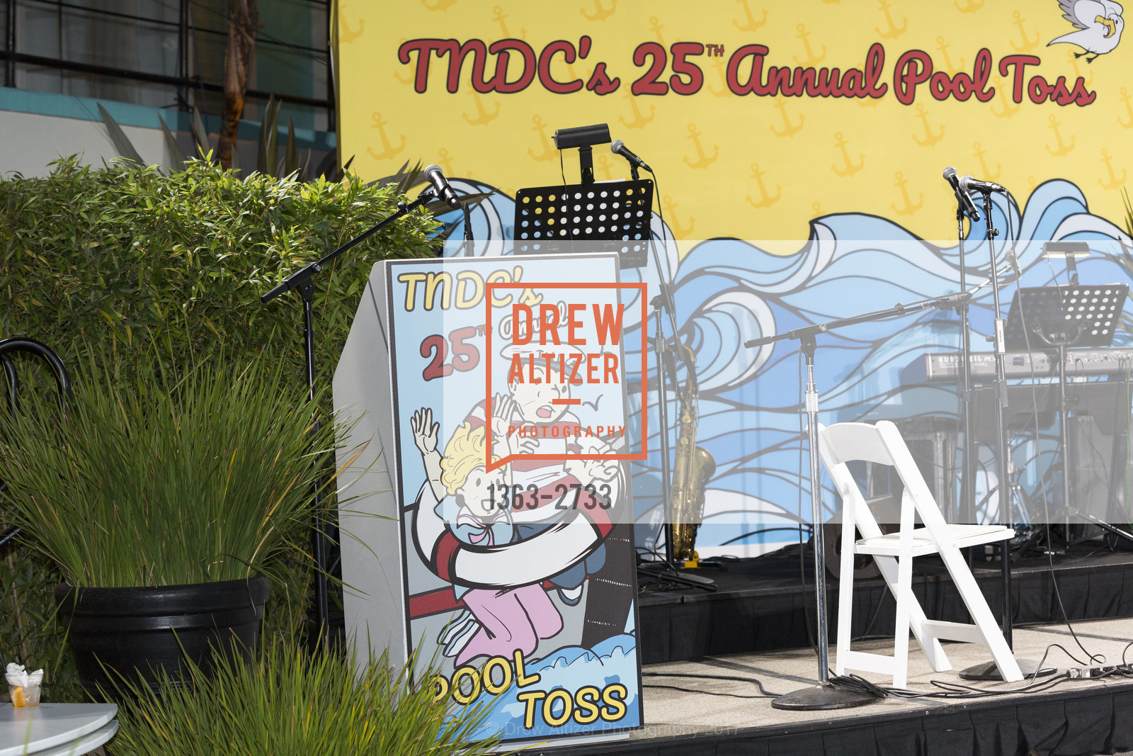 Atmosphere, TNDC's Pool Toss 2017, Phoenix Hotel & Chambers Eat + Drink. 601 Eddy Street San Francisco, California 94109, October 11th, 2017, Photo #1363-2733 Atmosphere, Photo #1363-2733