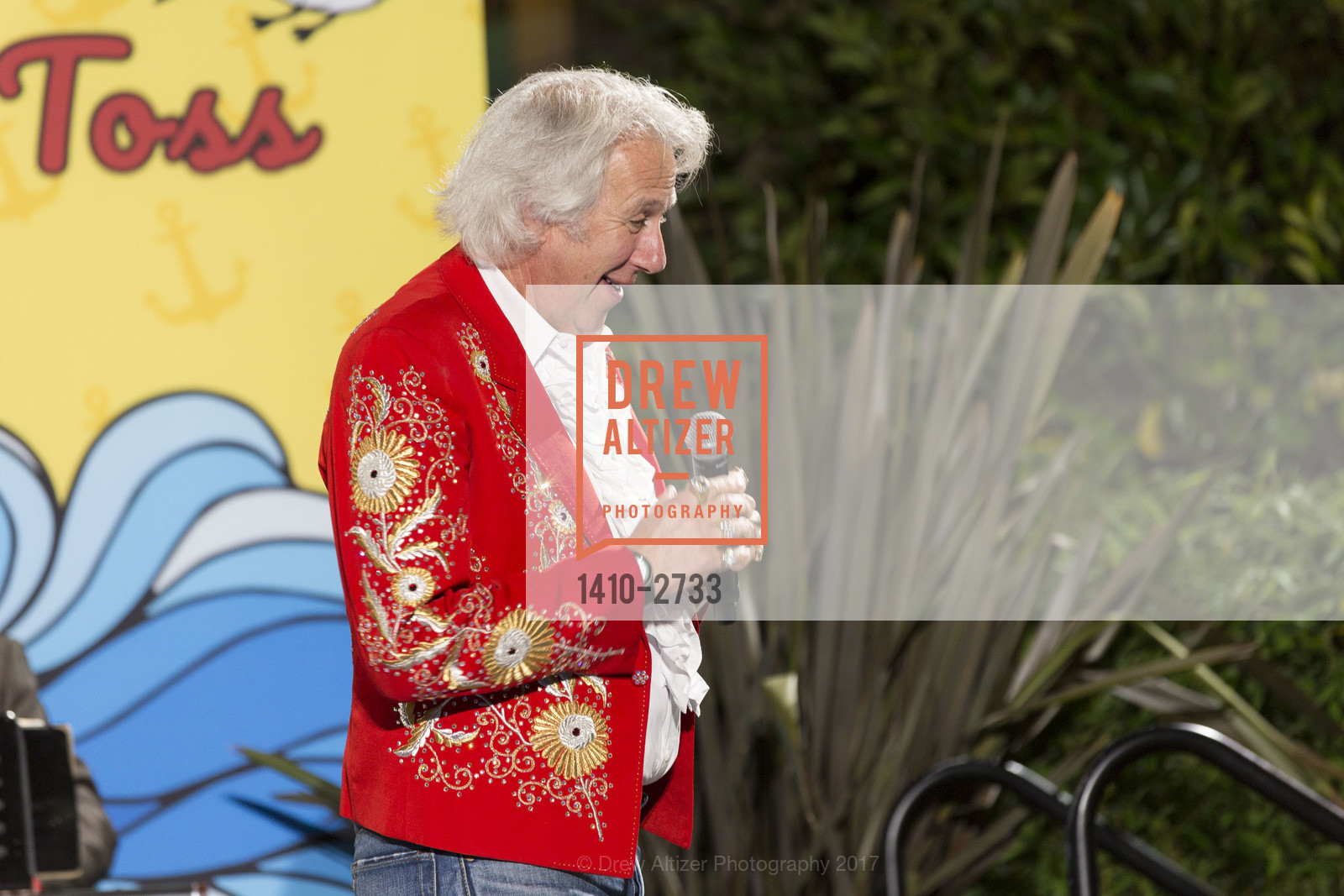 Bud E Luv, TNDC's Pool Toss 2017, Phoenix Hotel & Chambers Eat + Drink. 601 Eddy Street San Francisco, California 94109, October 11th, 2017, Photo #1410-2733 Bud E Luv, Photo #1410-2733