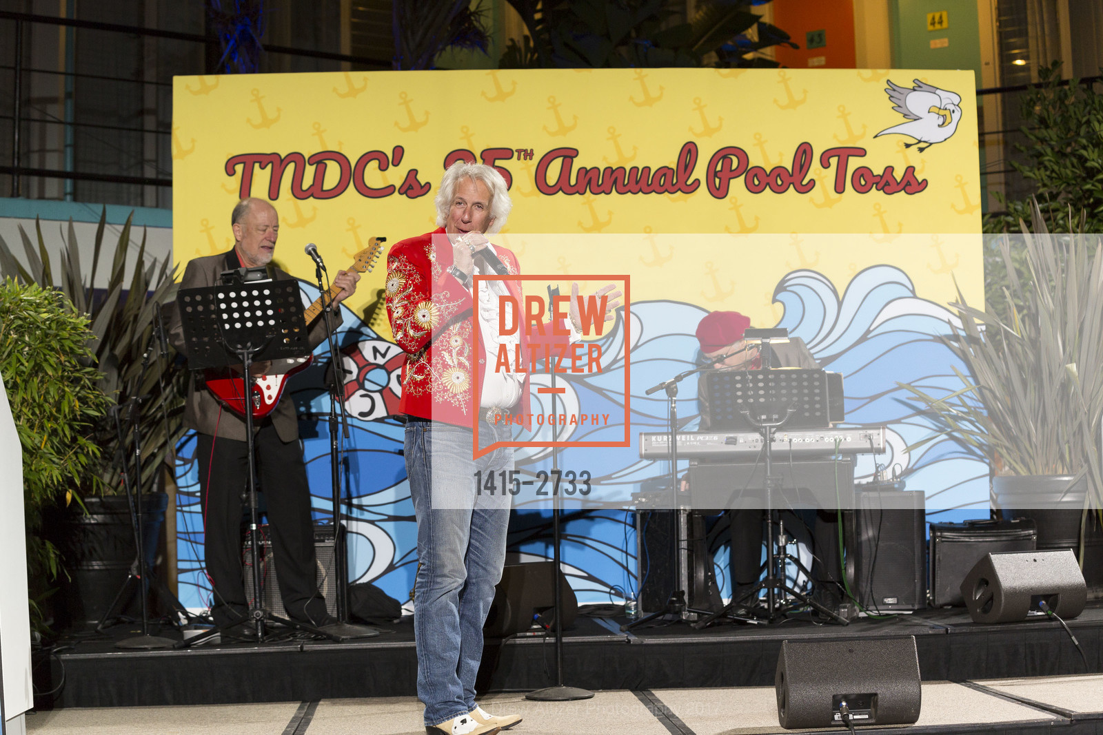 Bud E Luv, TNDC's Pool Toss 2017, Phoenix Hotel & Chambers Eat + Drink. 601 Eddy Street San Francisco, California 94109, October 11th, 2017, Photo #1415-2733 Bud E Luv, Photo #1415-2733
