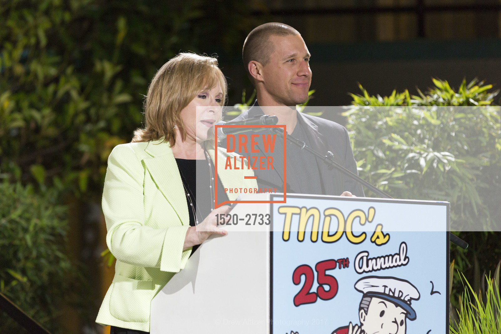 Cheryl Jennings, A.J. Kirsch, TNDC's Pool Toss 2017, Phoenix Hotel & Chambers Eat + Drink. 601 Eddy Street San Francisco, California 94109, October 11th, 2017, Photo #1520-2733 Cheryl Jennings, A.J. Kirsch, Photo #1520-2733