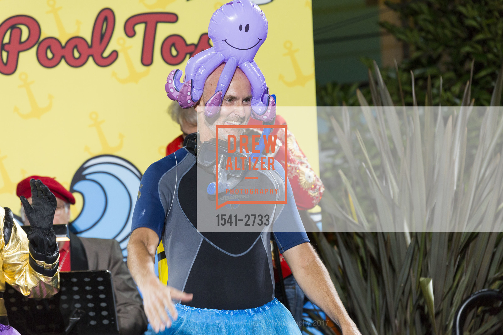 Chip Conley, TNDC's Pool Toss 2017, Phoenix Hotel & Chambers Eat + Drink. 601 Eddy Street San Francisco, California 94109, October 11th, 2017, Photo #1541-2733 Chip Conley, Photo #1541-2733