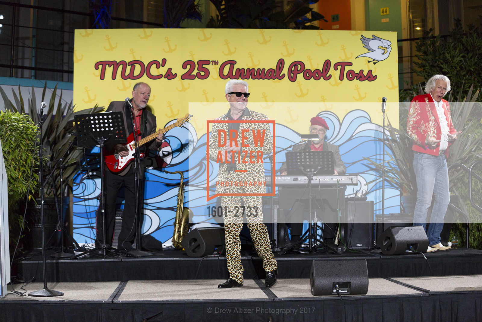 Bill Feyling, TNDC's Pool Toss 2017, Phoenix Hotel & Chambers Eat + Drink. 601 Eddy Street San Francisco, California 94109, October 11th, 2017, Photo #1601-2733 Bill Feyling, Photo #1601-2733