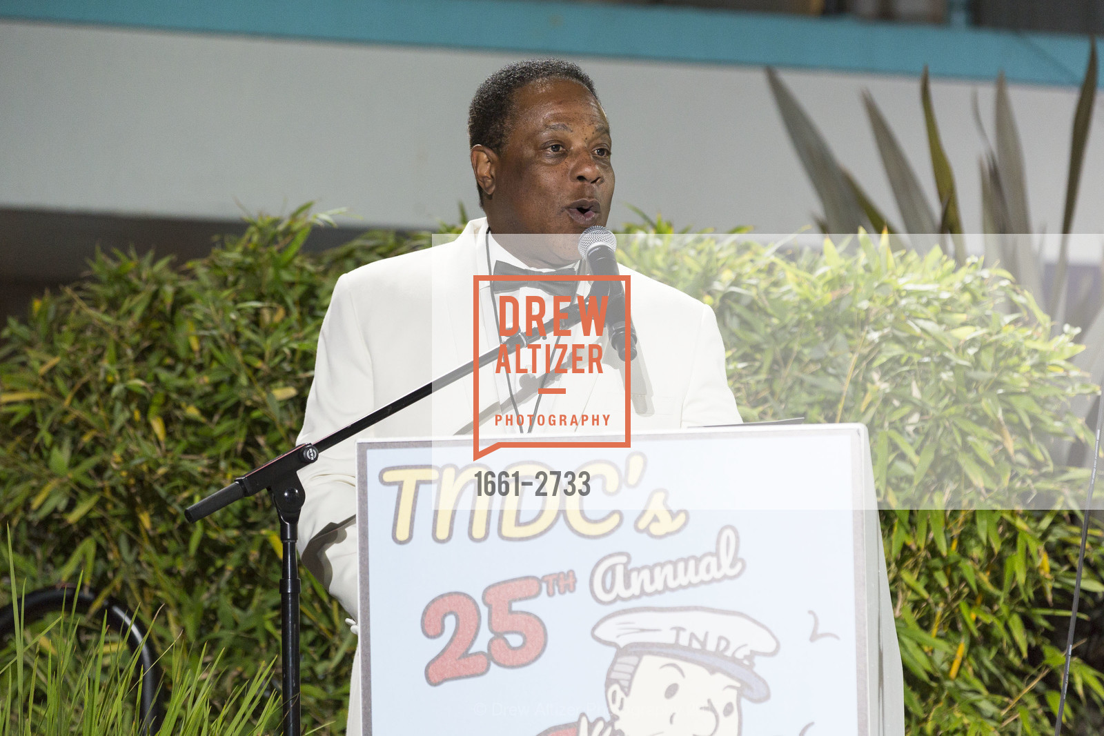 Brian Copeland, TNDC's Pool Toss 2017, Phoenix Hotel & Chambers Eat + Drink. 601 Eddy Street San Francisco, California 94109, October 11th, 2017, Photo #1661-2733 Brian Copeland, Photo #1661-2733