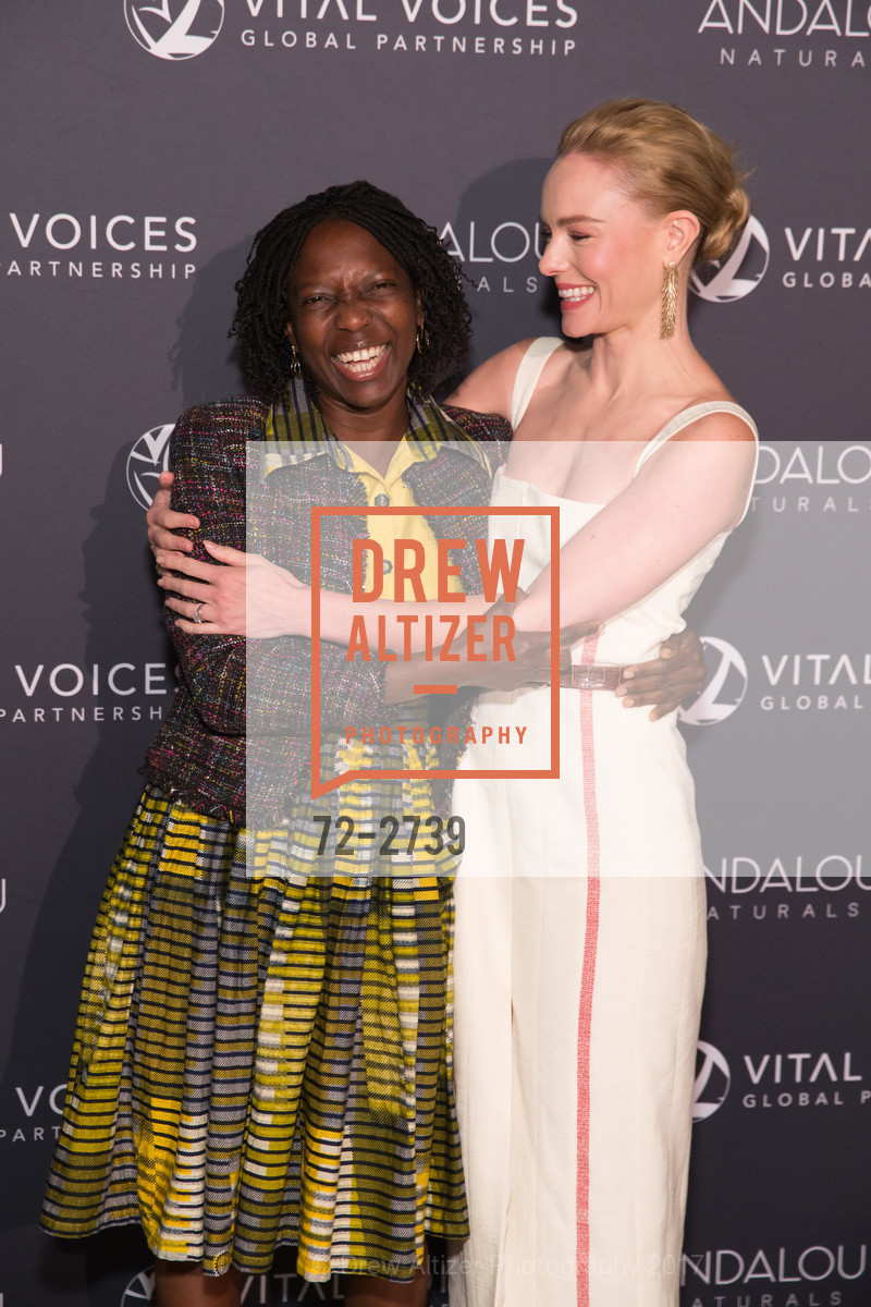 Agnes Igoye, Kate Bosworth, Photo #72-2739