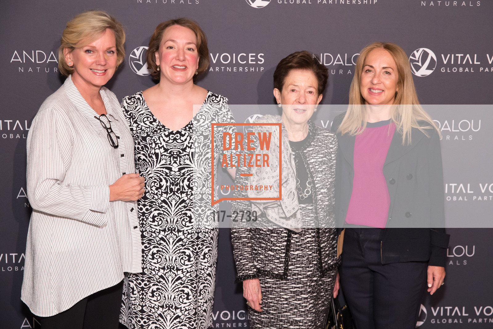 Jennifer Granholm, Heather King, Roselyne Swig, Victoria Zitrin, Photo #117-2739
