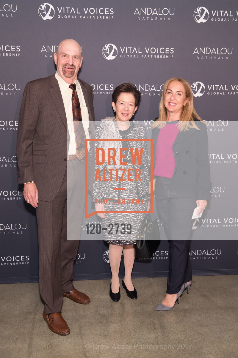 Richard Zitrin, Victoria Zitrin, Vital Voices Annual Gala Luncheon 2017, The Village. 969 Market St, San Francisco, CA 94103, October 12th, 2017, Photo #120-2739 Richard Zitrin, Victoria Zitrin, Photo #120-2739