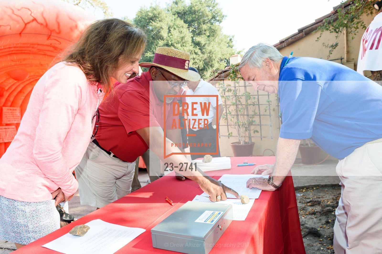 Michael Tolliver, Jackie Zubler, Stanford Hall of Fame and Football Golf Tournament 2017, Stanford Golf Course. 198 Junipero Serra Blvd Stanford, California 94305, October 12th, 2017, Photo #23-2741 Michael Tolliver, Jackie Zubler, Photo #23-2741