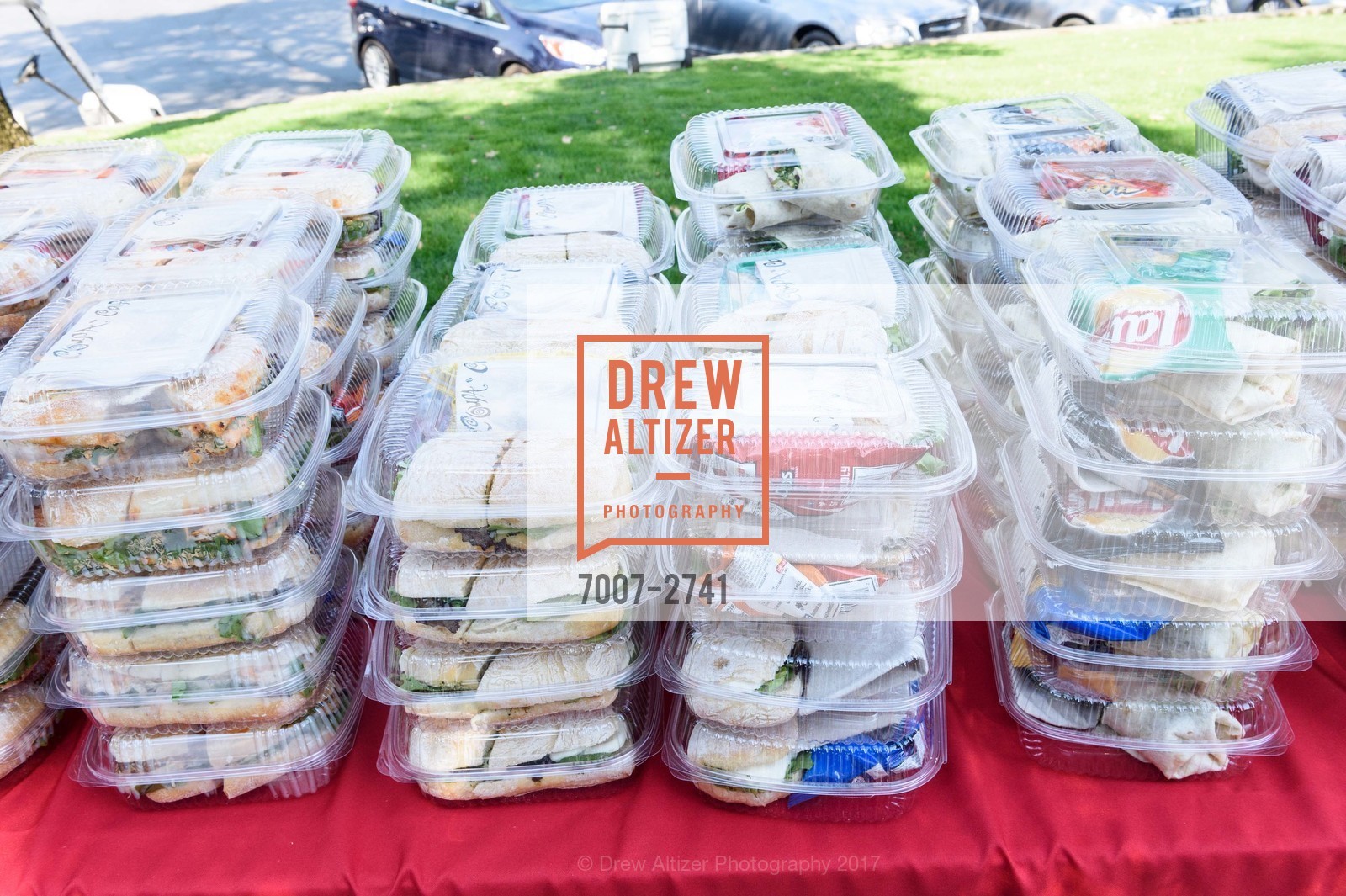 Atmosphere, Stanford Hall of Fame and Football Golf Tournament 2017, Stanford Golf Course. 198 Junipero Serra Blvd Stanford, California 94305, October 12th, 2017, Photo #7007-2741 Atmosphere, Photo #7007-2741