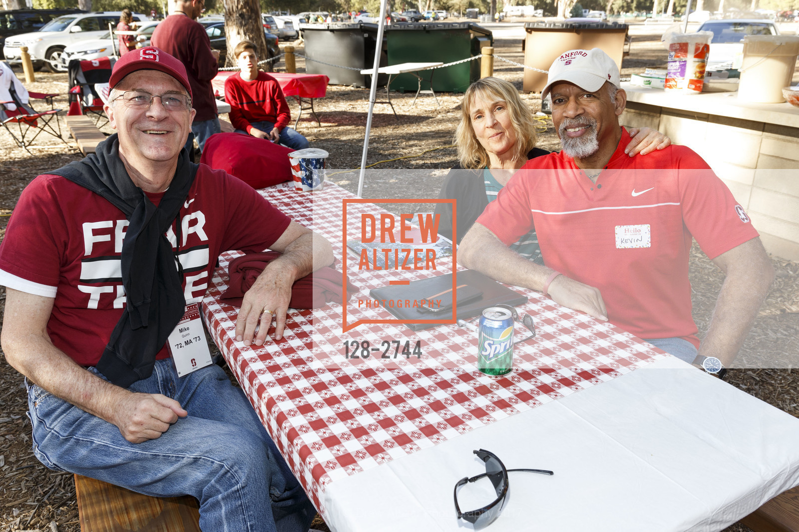 Mike Quinn, Molly Cohan, Kevin Washington, Stanford Re-Union Luau Tailgate party 2017, Lausen Picnic Area at Stanford. (SE corner of Lasuen Ave. and Campus Drive), October 14th, 2017, Photo #128-2744 Mike Quinn, Molly Cohan, Kevin Washington, Photo #128-2744
