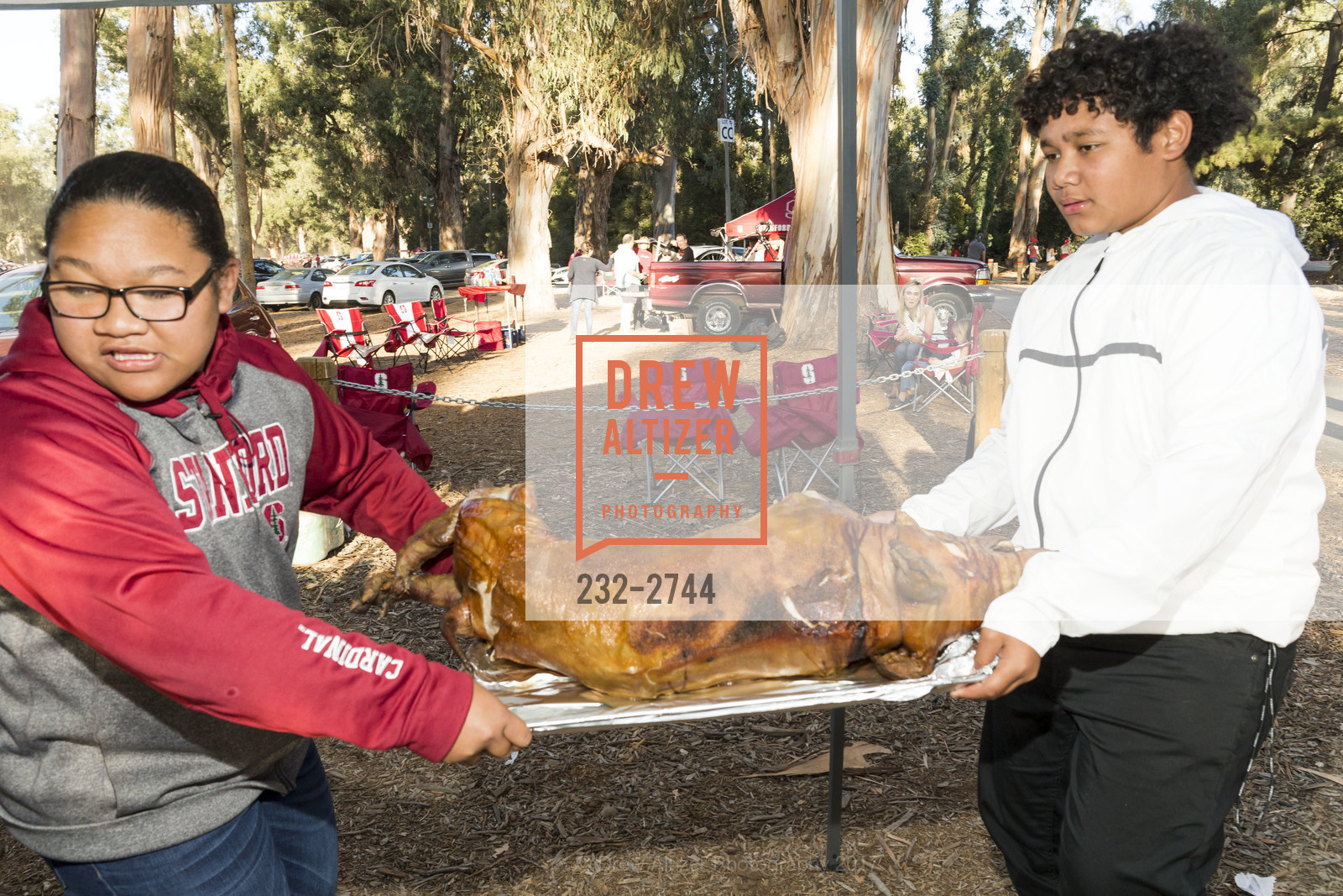 Atmosphere, Stanford Re-Union Luau Tailgate party 2017, Lausen Picnic Area at Stanford. (SE corner of Lasuen Ave. and Campus Drive), October 14th, 2017, Photo #232-2744 Atmosphere, Photo #232-2744