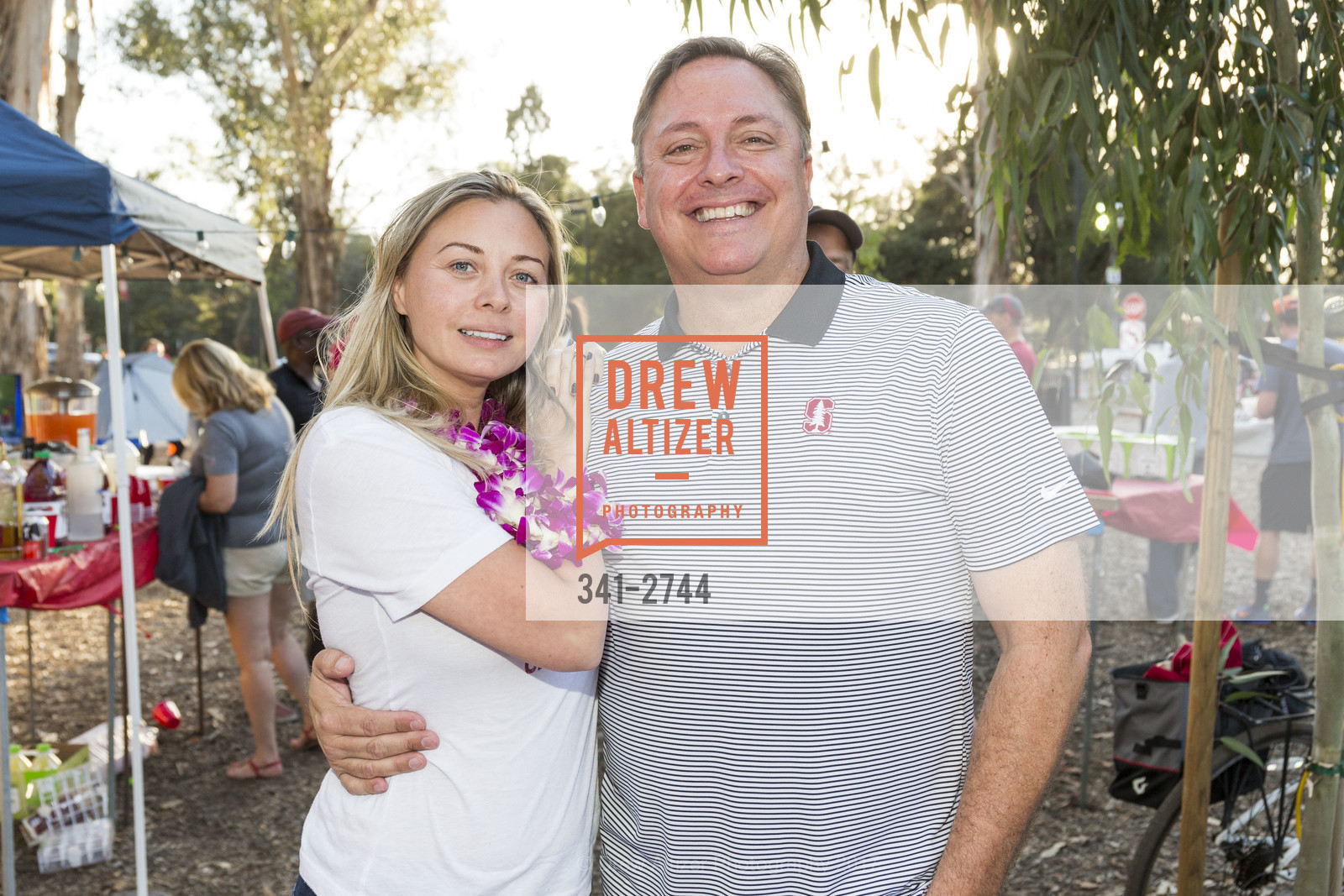 Elena Besosa, Jim Rutter, Stanford Re-Union Luau Tailgate party 2017, Lausen Picnic Area at Stanford. (SE corner of Lasuen Ave. and Campus Drive), October 14th, 2017, Photo #341-2744 Elena Besosa, Jim Rutter, Photo #341-2744