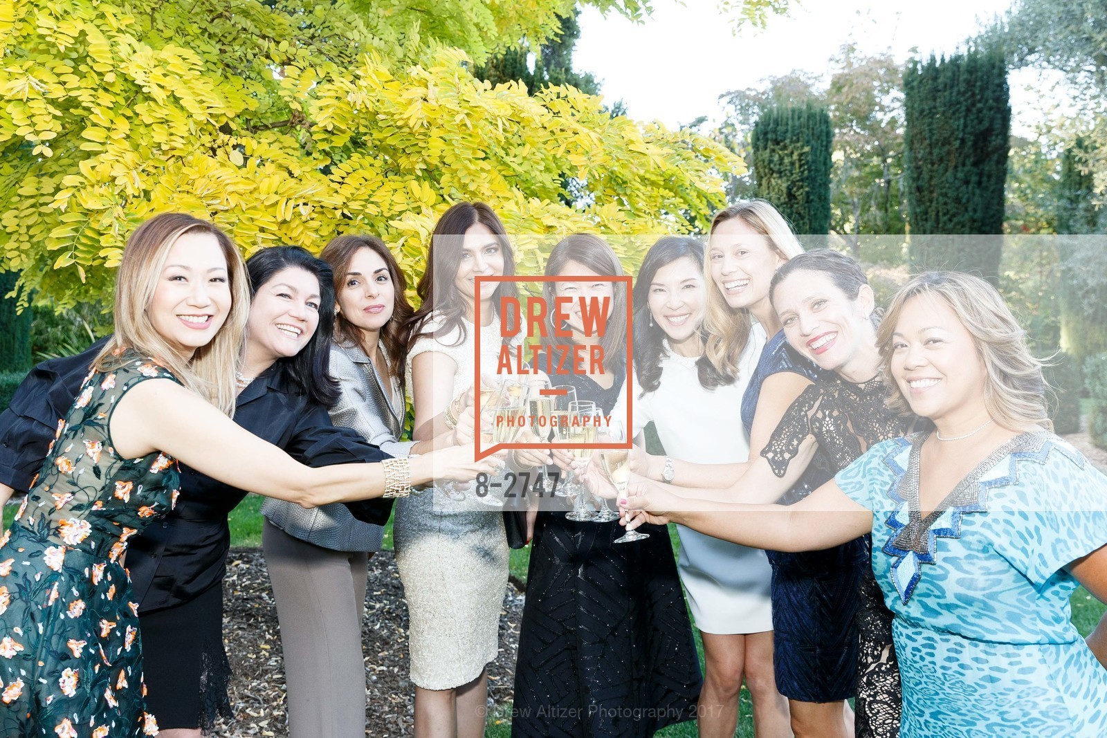 Cindy Sohn, Patrice Wibur, Lara Krpata, Rita Walia, Teri Kil, Mary Ann Hasenstab, Amy Fenton, Nicole Salama, Gerri Wong, CuriOdyssey Gala 2017: NATURE OF PATTERNS, Filioli. 86 Cañada Road, Woodside, CA 94062, October 14th, 2017, Photo #8-2747 Cindy Sohn, Patrice Wibur, Lara Krpata, Rita Walia, Teri Kil, Mary Ann Hasenstab, Amy Fenton, Nicole Salama, Gerri Wong, Photo #8-2747