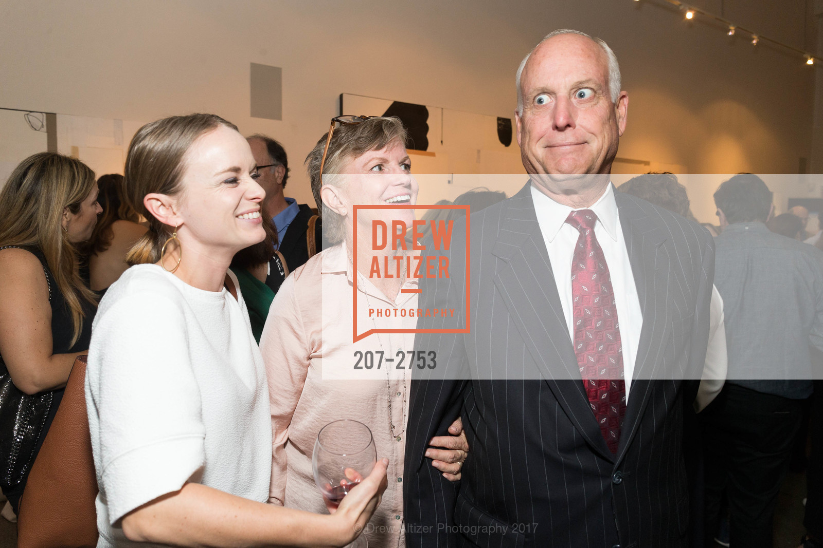Sarah Leedom, Laurie Quinn, John Leedom, Photo #207-2753